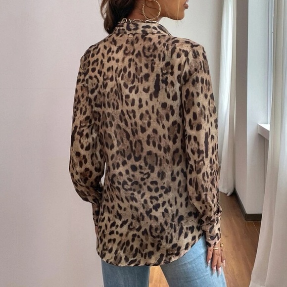 Leopard print button up shirt - Picture 3 of 6